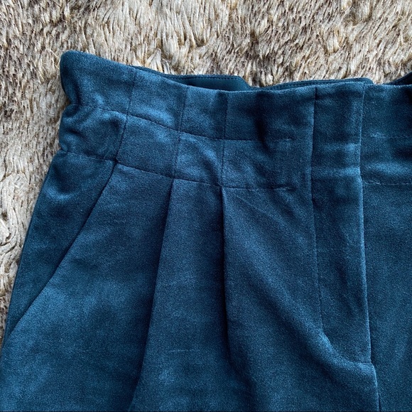 BCBGMaxAzria Symon Suede Shorts - Picture 3 of 12